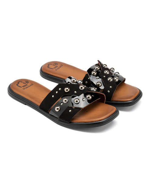 Sandalia Plana Negra Bolitas Inox MD22705